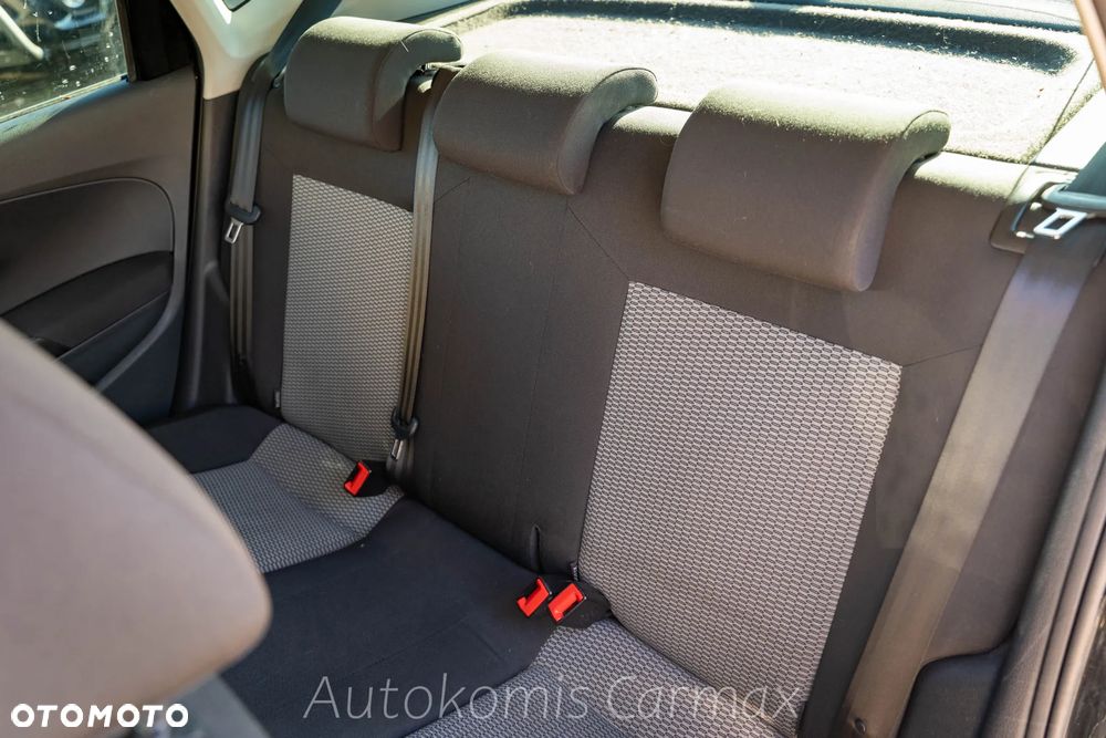 Volkswagen Polo 1.2 TDI Blue Motion - 24