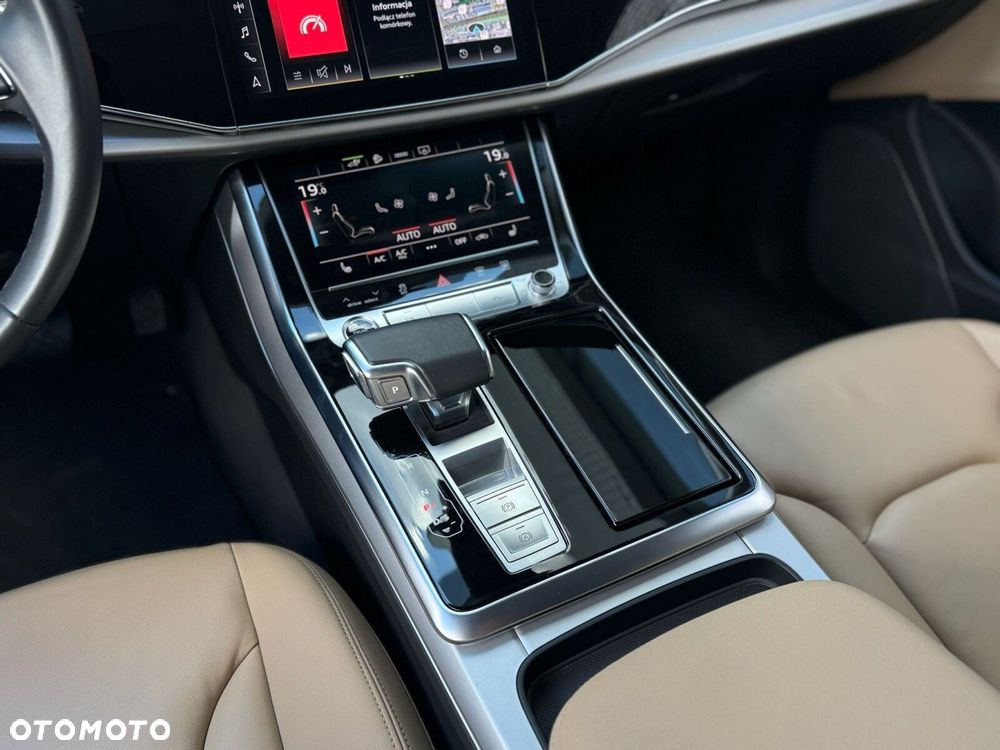 Audi Q8 - 37