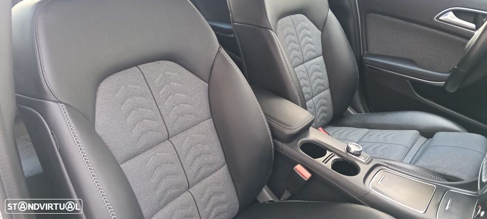 Mercedes-Benz GLA 220 4Matic 7G-DCT Style - 8