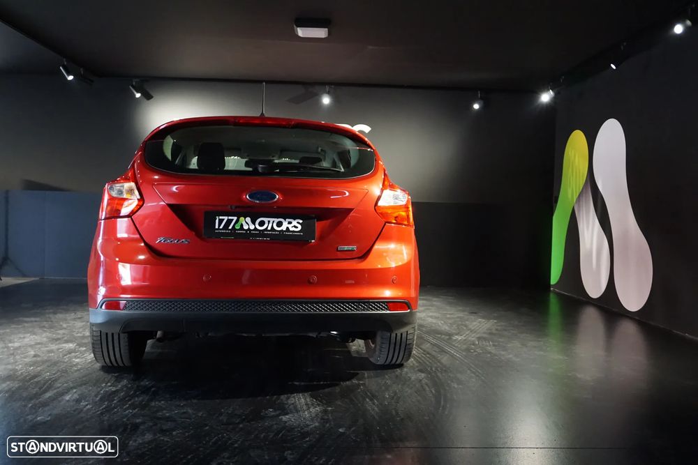 Ford Focus 1.0 EcoBoost S&S ST-Line - 7