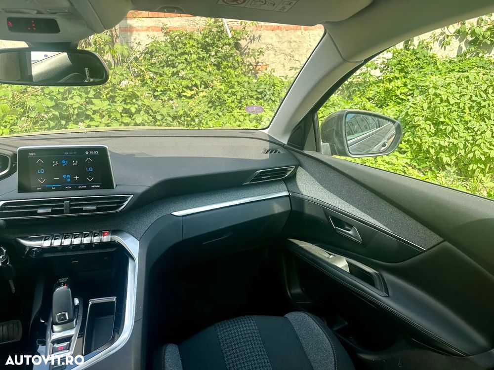 Peugeot 3008 - 12
