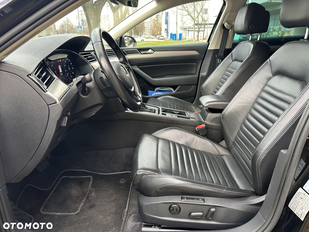 Volkswagen Passat Variant 2.0 TDI BMT 4Mot Highline DSG - 9