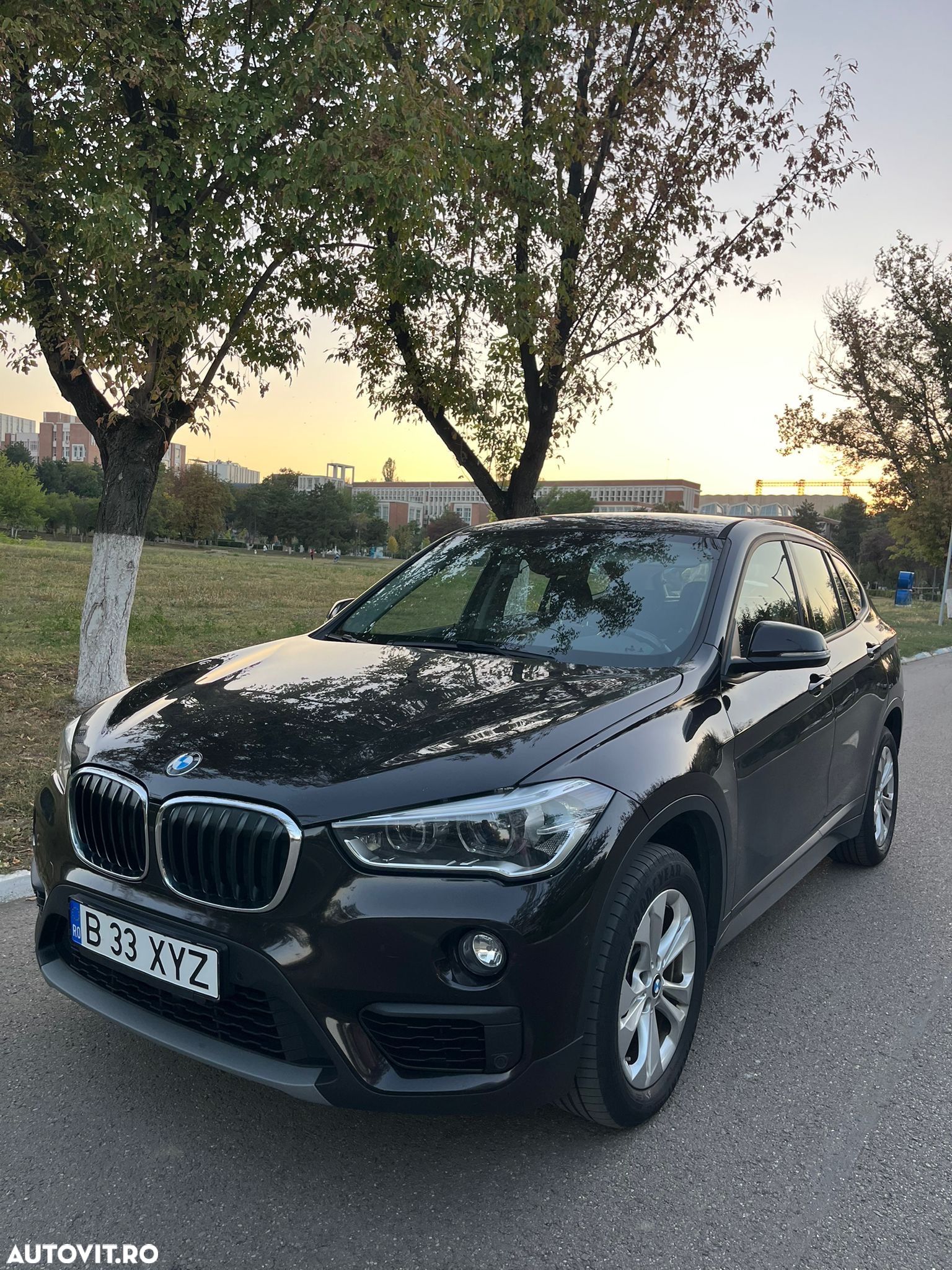 BMW X1 sDrive18d Aut. - 1