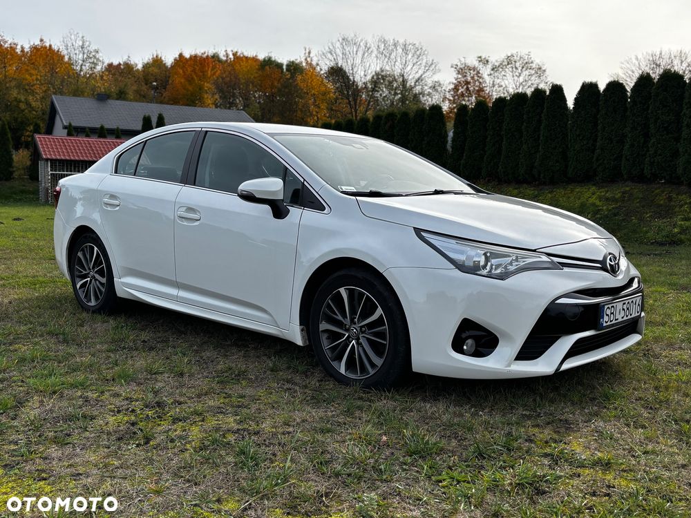 Toyota Avensis - 9