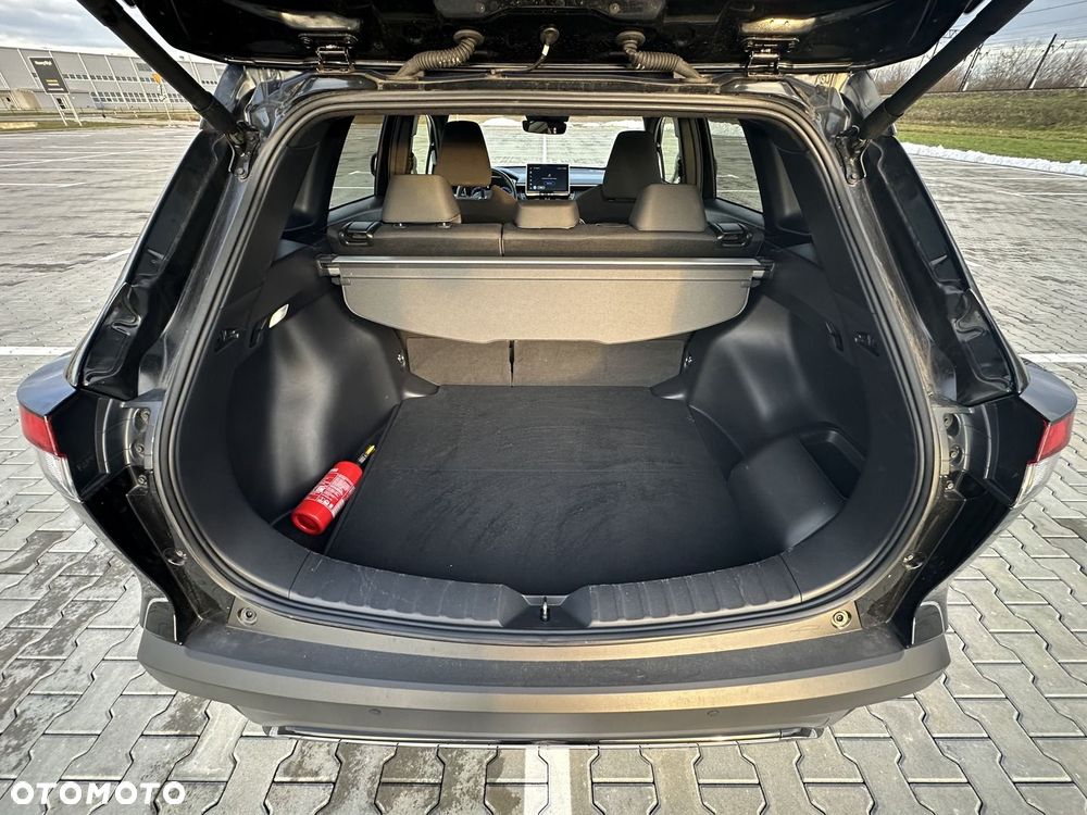 Toyota Corolla Cross - 18