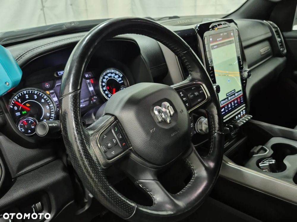 RAM 1500 - 11