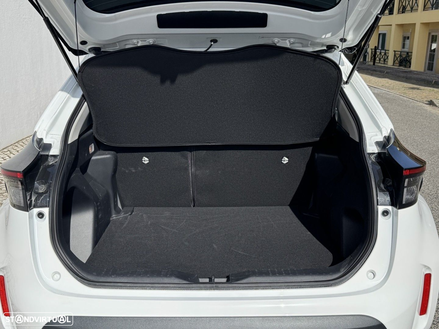 Toyota Yaris Cross 1.5 HDF Comfort Plus - 6