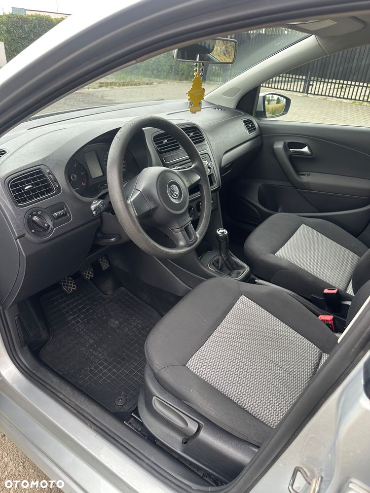 Volkswagen Polo - 13