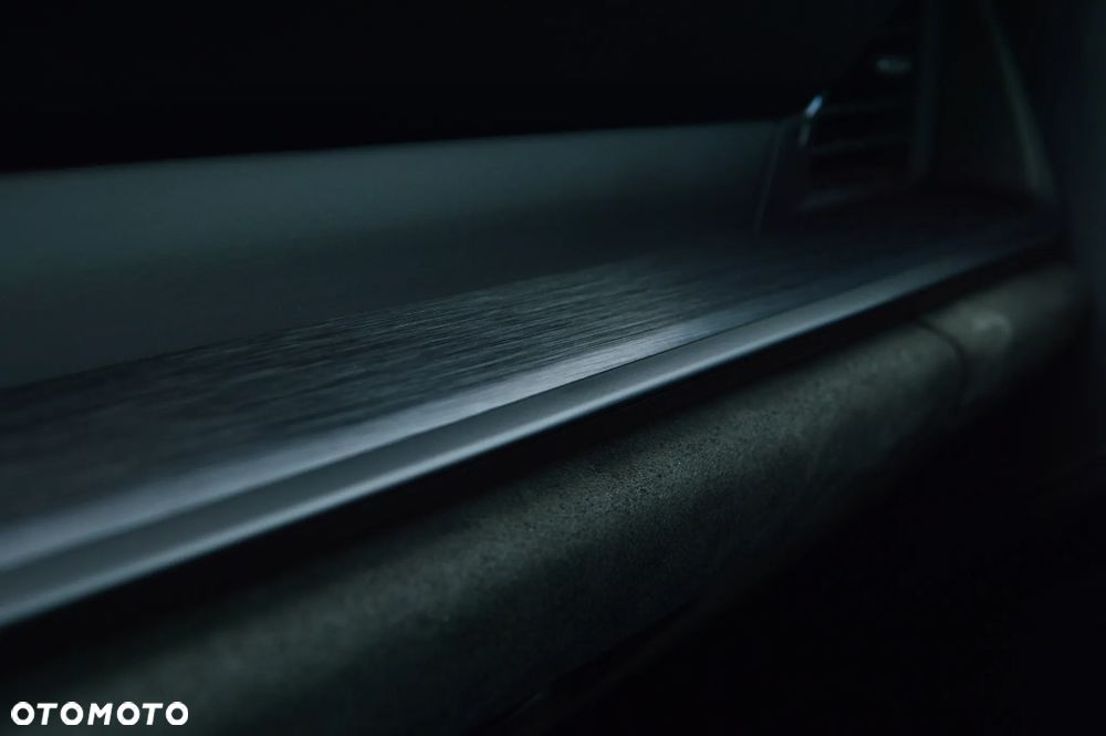 Porsche 911 Carrera 4 GTS - 28