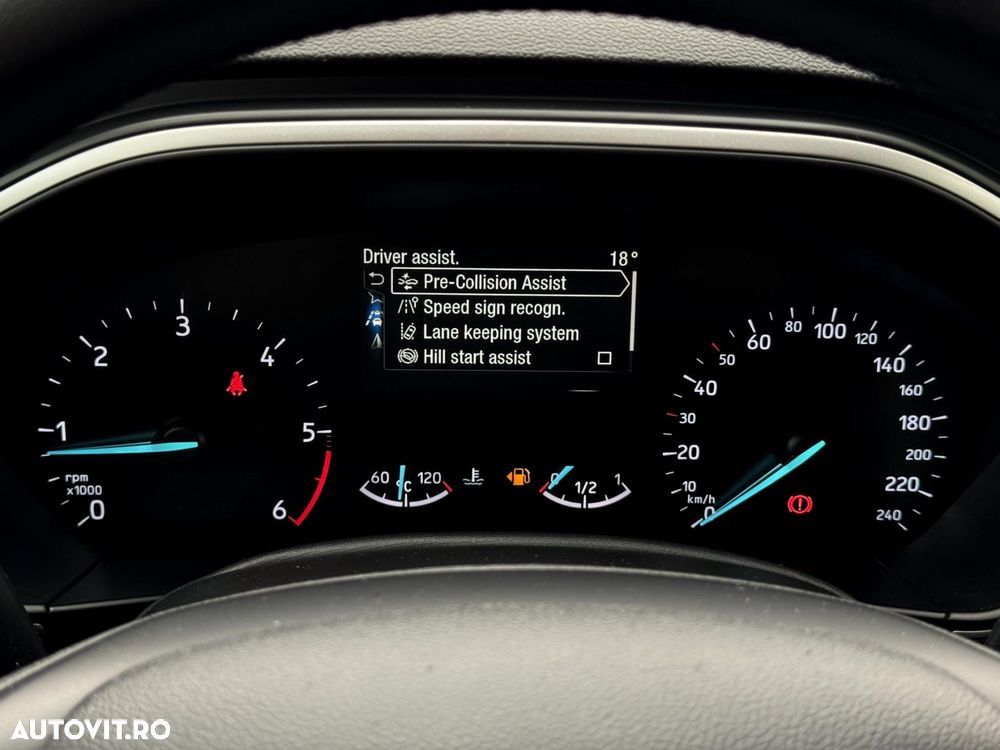 FORD Focus 2019 — imagine 14