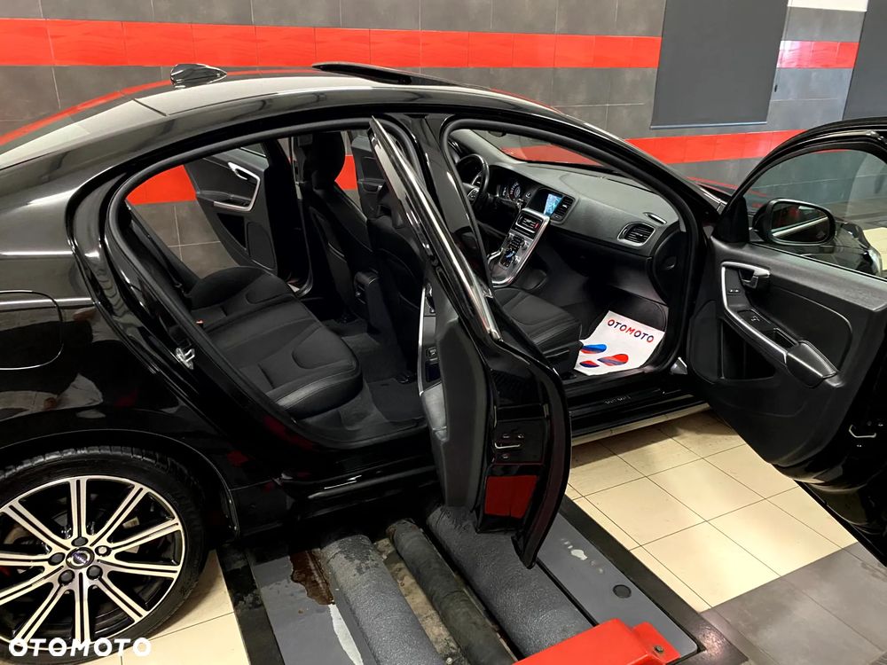 Volvo S60 D3 Drive-E Dynamic Edition (Momentum) - 20