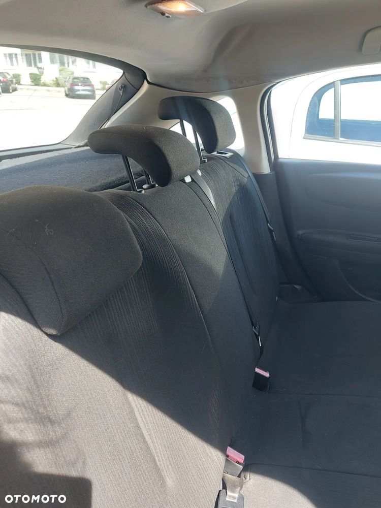 Citroën C4 1.6 HDi FAP Style - 37