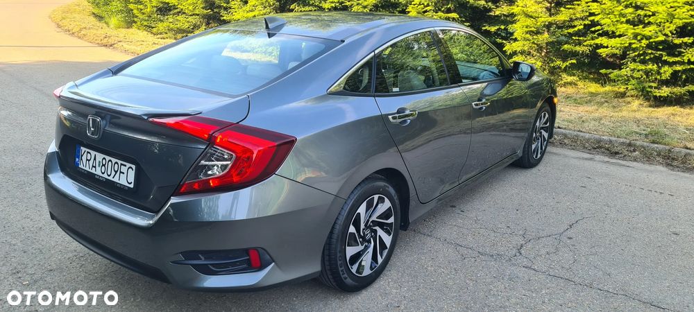 Honda Civic 1.5 i-VTEC Turbo CVT Sport Plus - 7