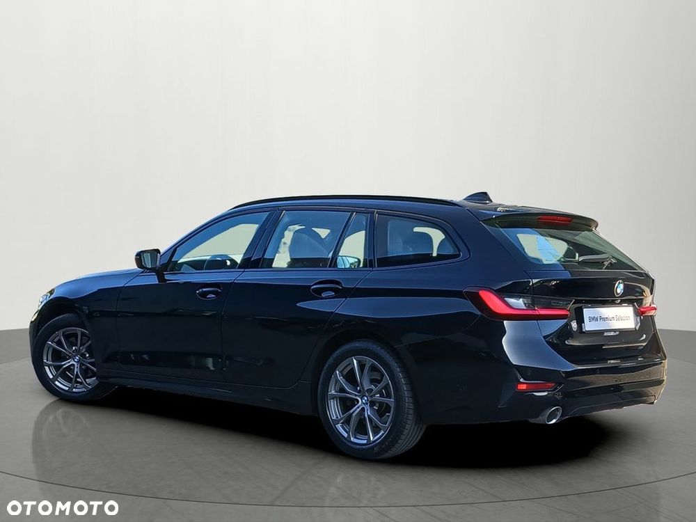 BMW Seria 3 2021 photo 3
