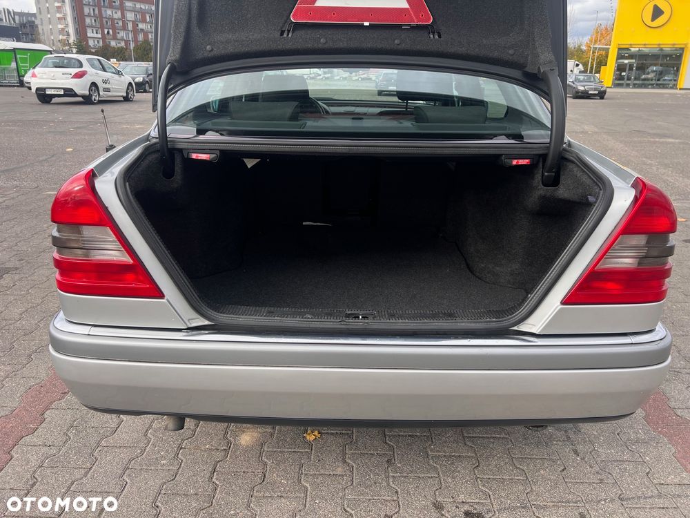 Mercedes-Benz Klasa C - 15