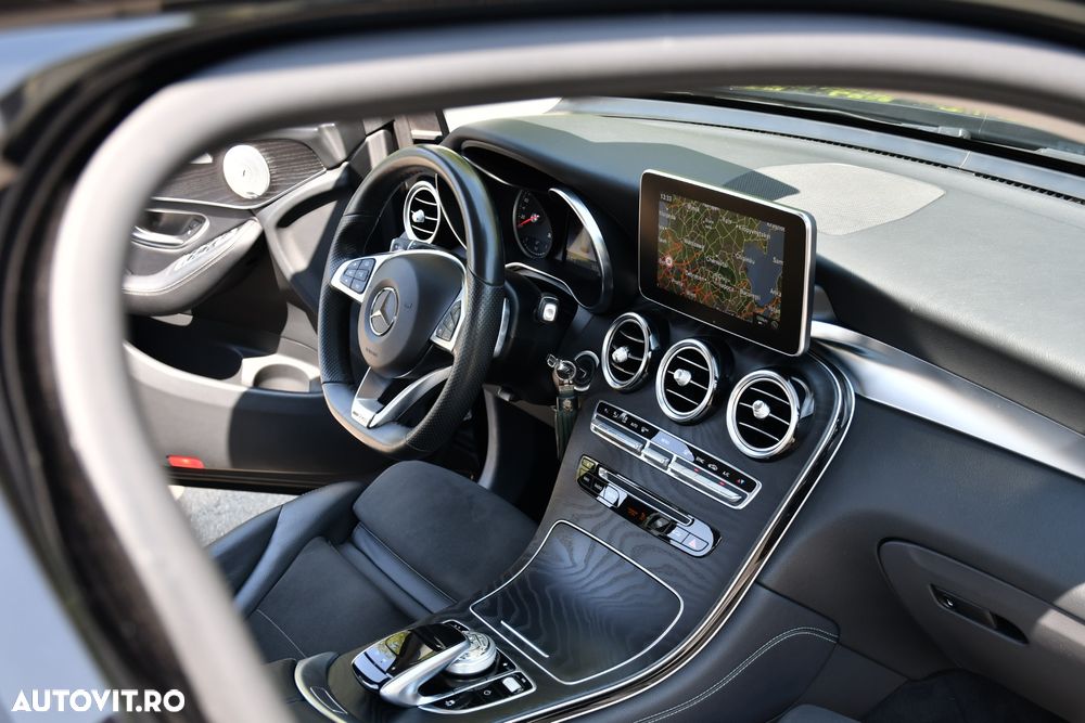 Mercedes-Benz GLC 250 d 4Matic 9G-TRONIC AMG Line - 9