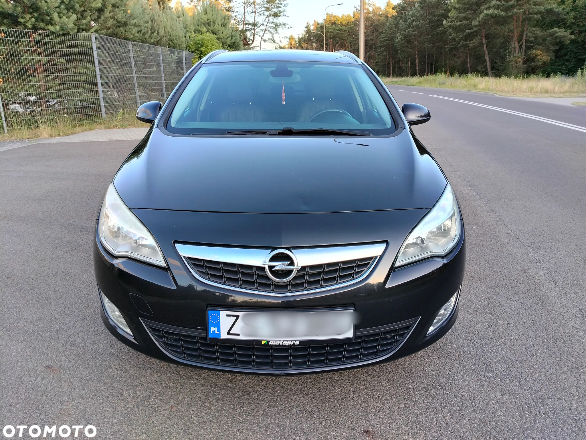 Opel Astra IV 1.4 T Essentia - 3
