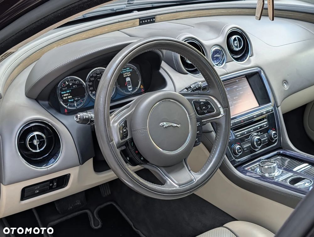 Jaguar XJ 3.0 V6 S Portfolio - 14