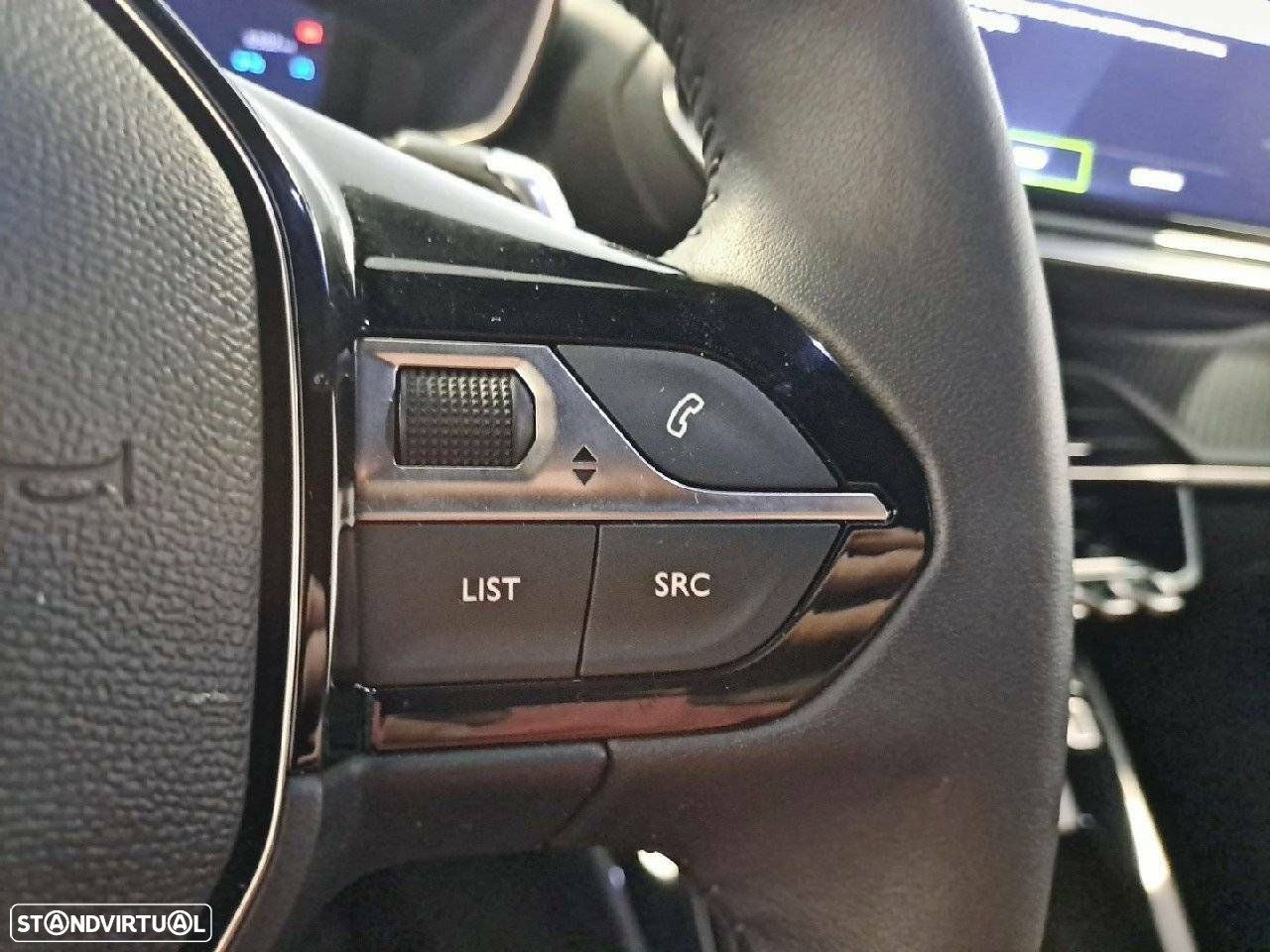 Peugeot 2008 1.2 Hybrid Allure e-DCS6 - 17