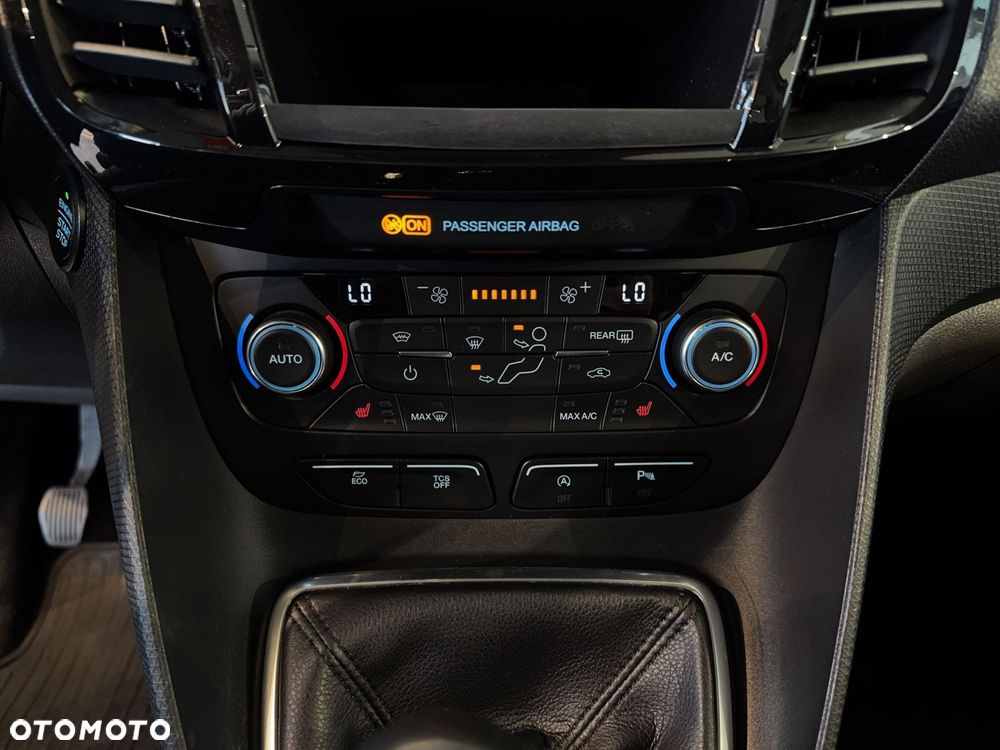 Ford Tourneo Connect - 20