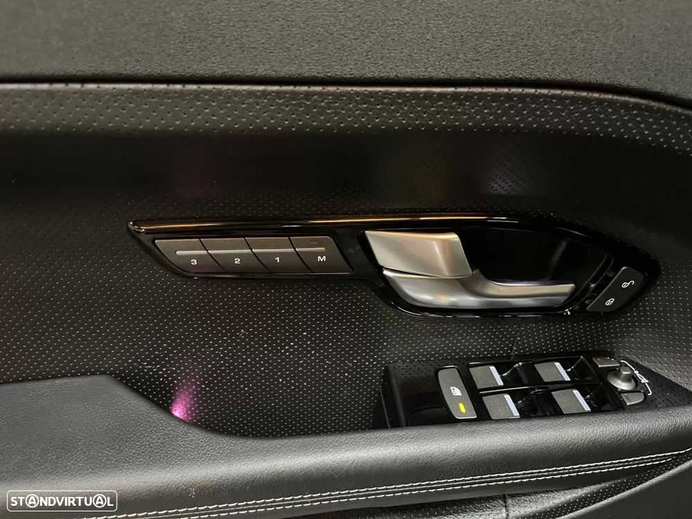 Land Rover Range Rover Evoque eD4 Dynamic — fotografia 15