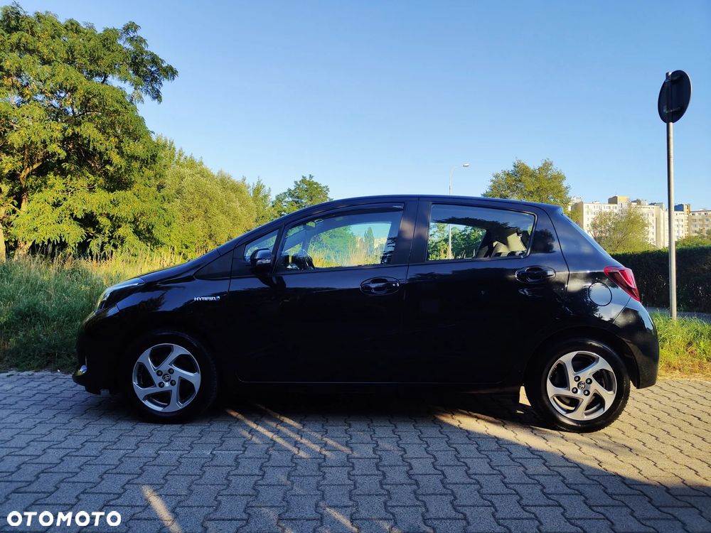 Toyota Yaris 1.5 VVT-i Comfort mit Design Paket - 35