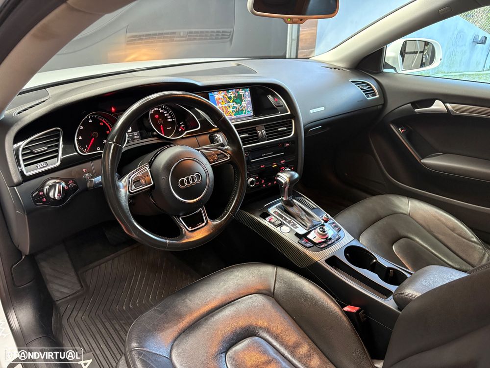 Audi A5 2.0 TDI quattro S tronic S-line - 34