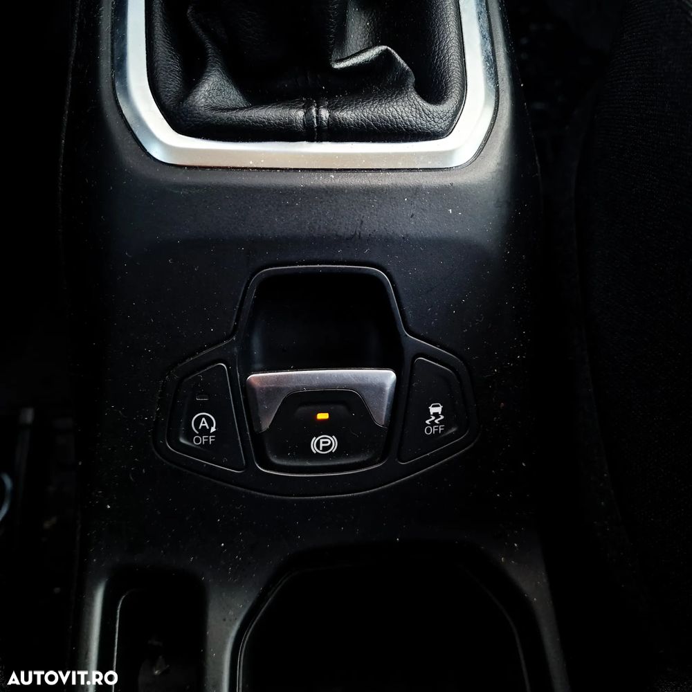 Jeep Renegade 1.0 Turbo 4x2 M6 Longitude - 23