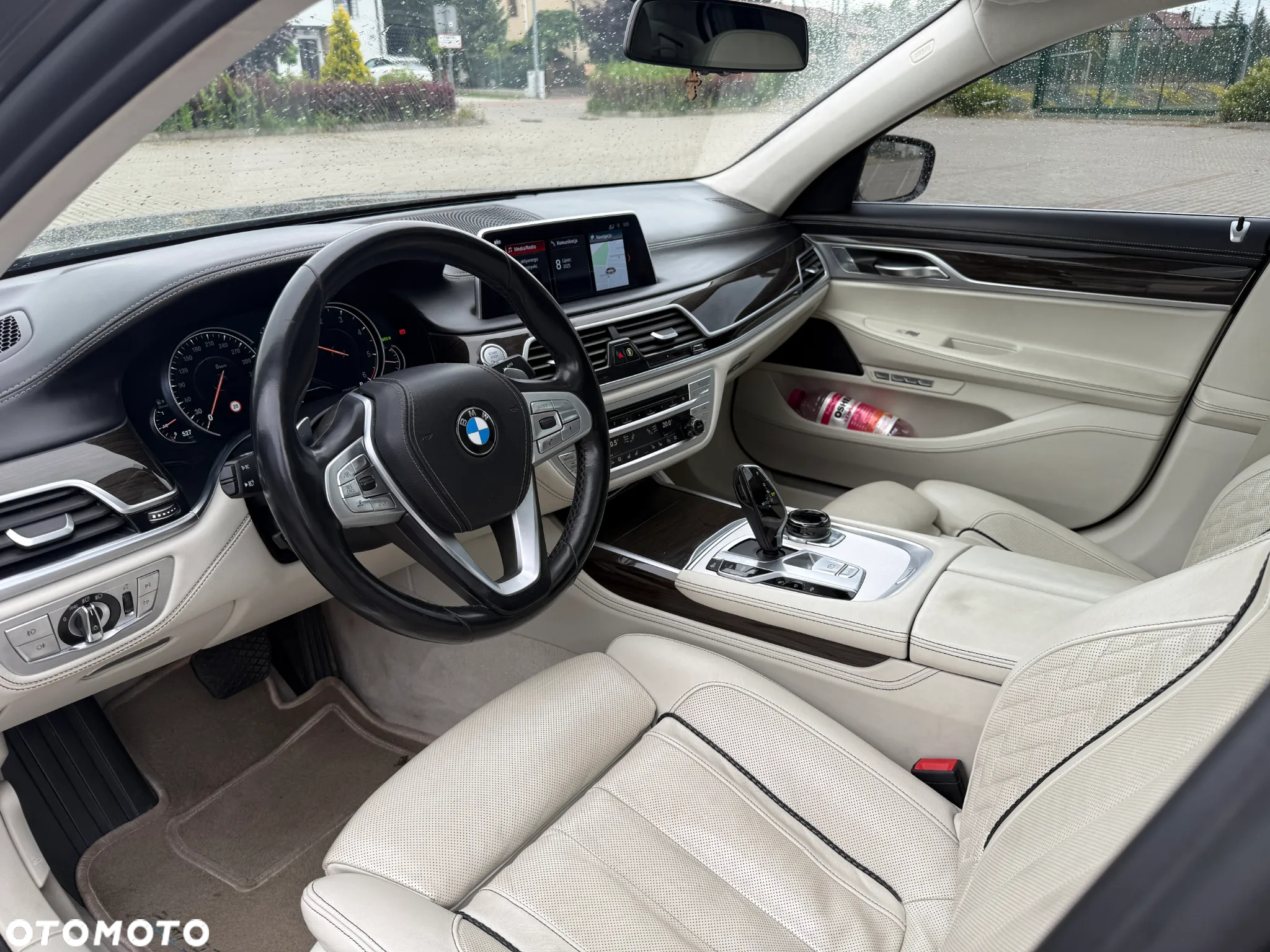 BMW Seria 7 750Ld xDrive - 13