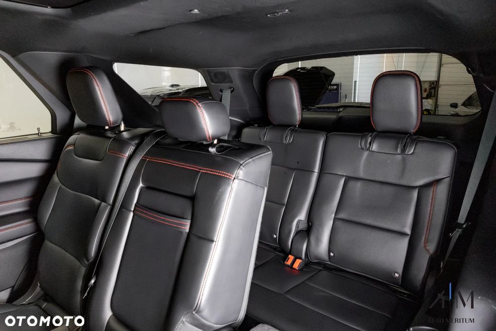 Ford Explorer 3.0 EcoBoost PHEV 4WD ST-Line - 19