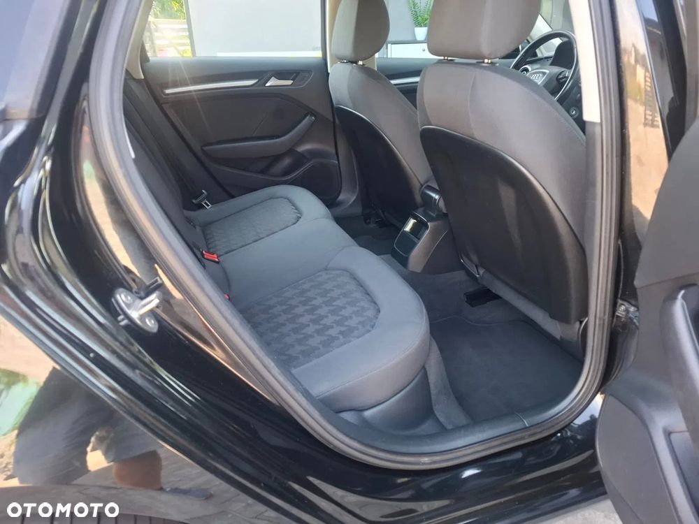 Audi A3 Sportback 1.6 TDI sport - 11