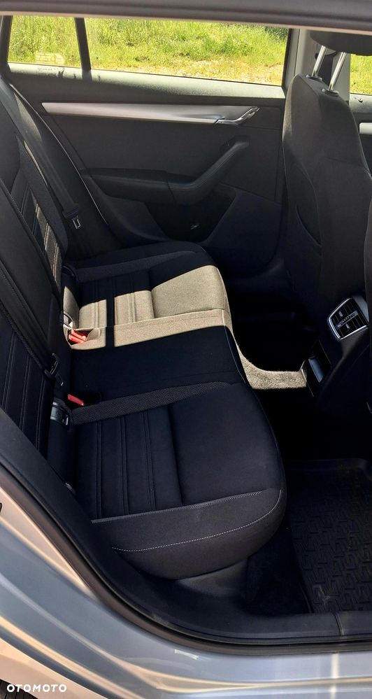 Skoda Octavia 1.6 TDI SCR Ambition - 17