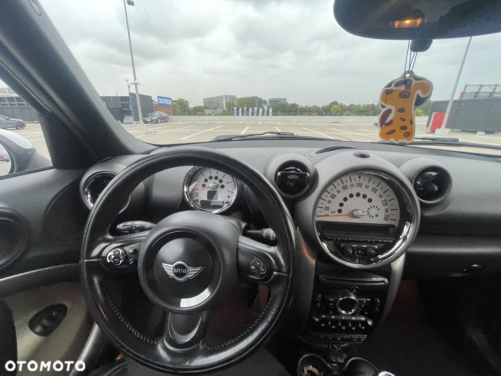 MINI Countryman One D All4 Trim - 10