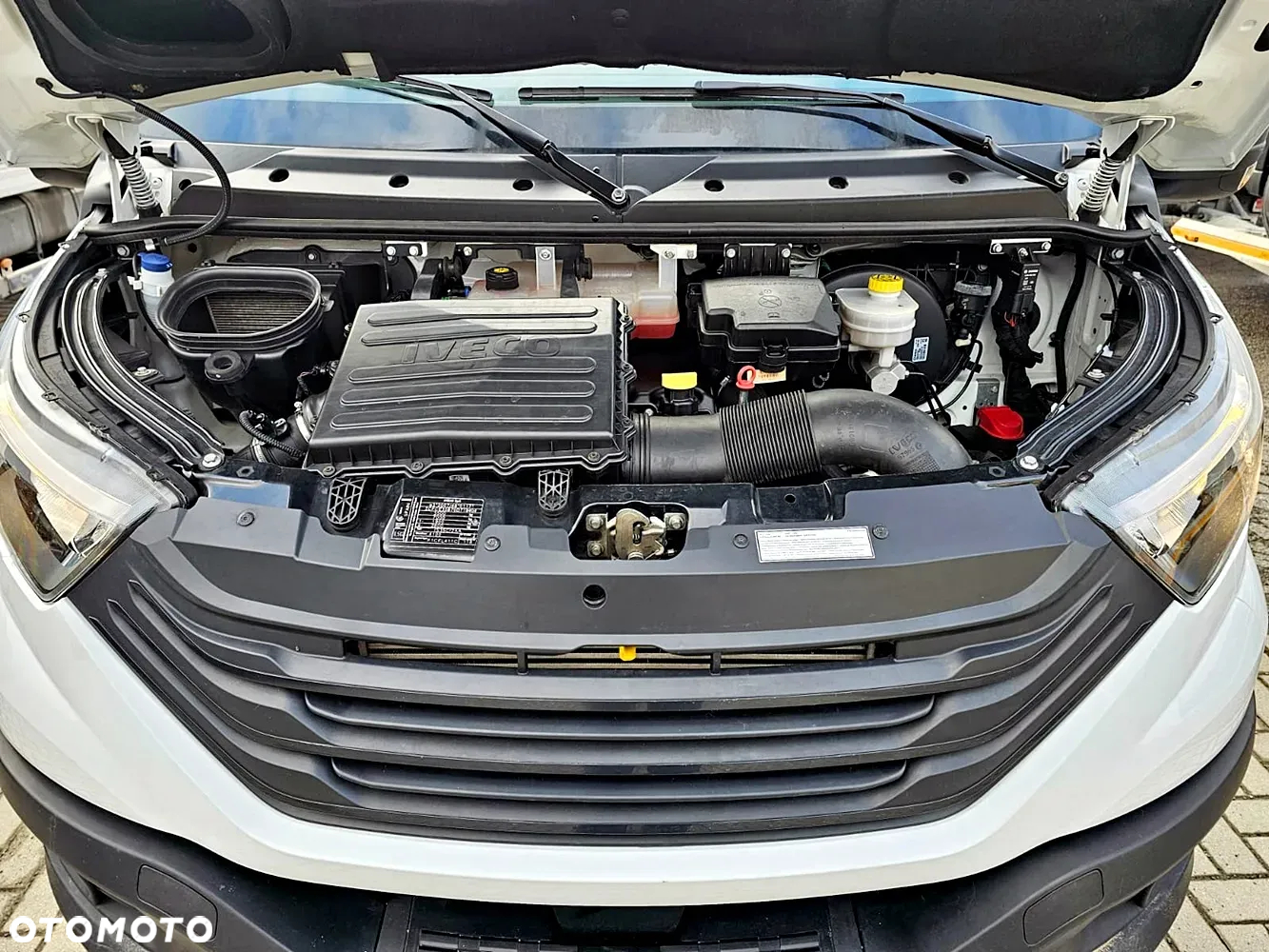 Iveco 35C16 - 12