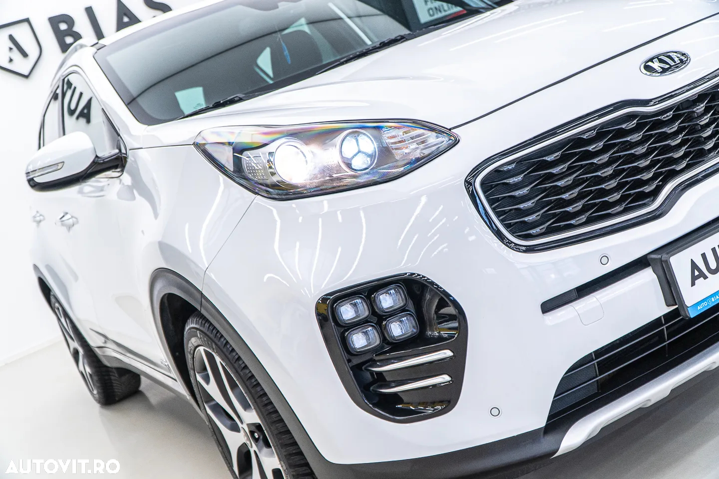 Kia Sportage 2.0 DSL 6AT 4x4 Style - 29