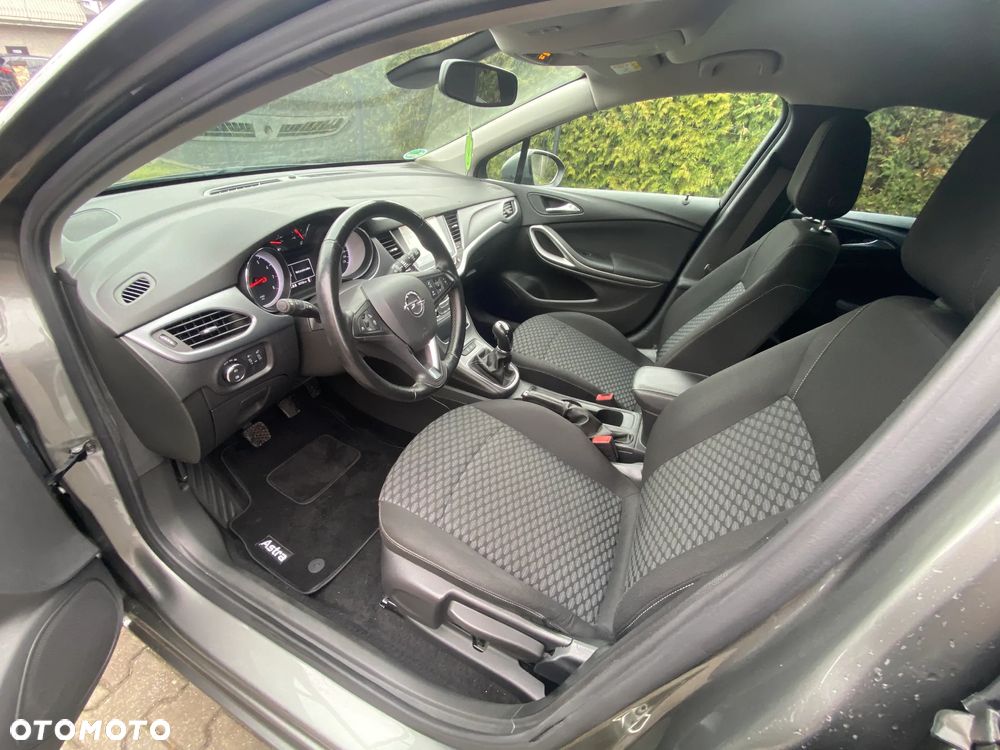 Opel Astra 1.4 T Enjoy S&S - 12