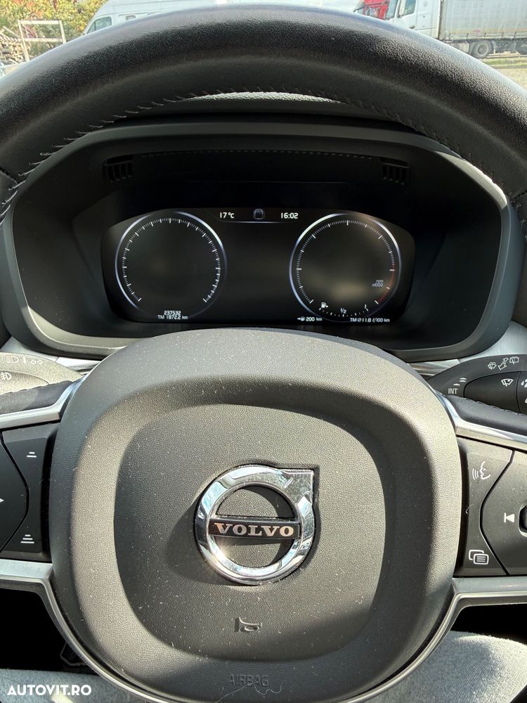 Volvo XC 60 D4 Geartronic Momentum - 18