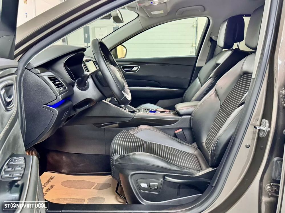 Renault Talisman Sport Tourer 1.6 dCi Executive EDC - 22