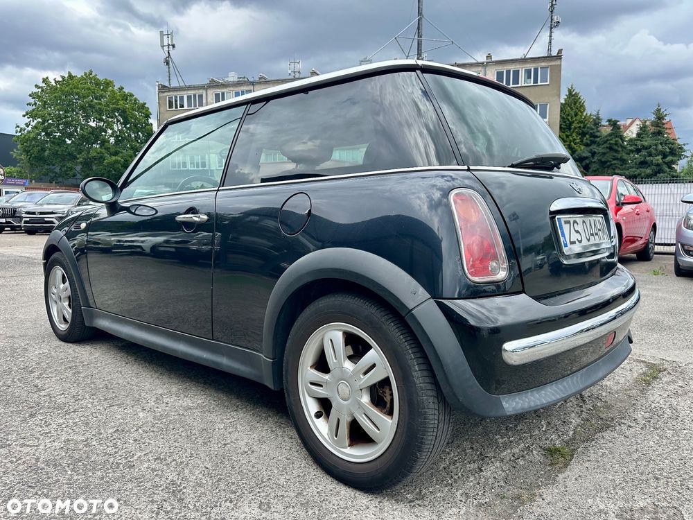 MINI ONE D - 5