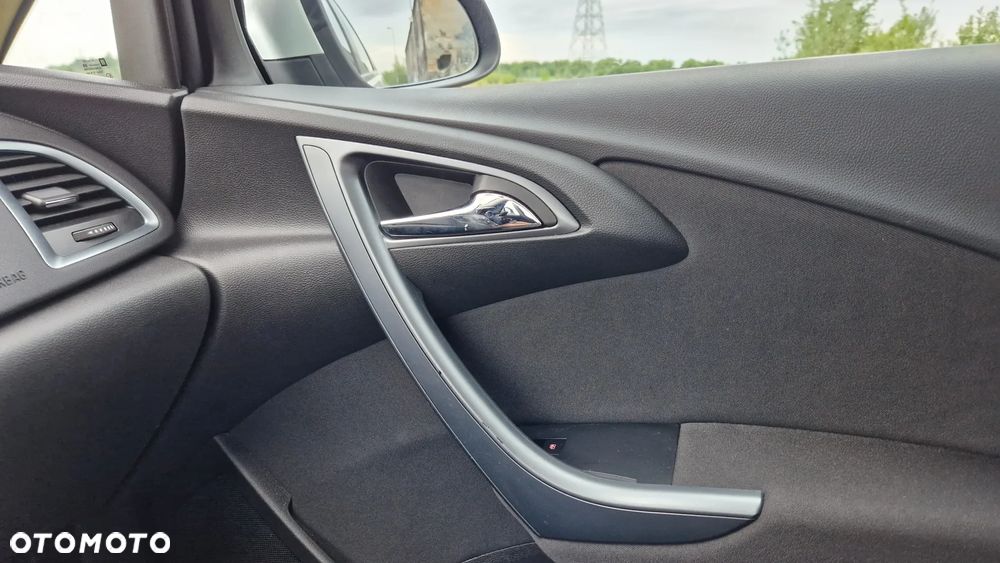 Opel Astra 1.4 Turbo - 17