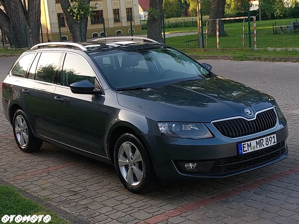 Skoda Octavia 2.0 TDI DSG Premium Edition - 6