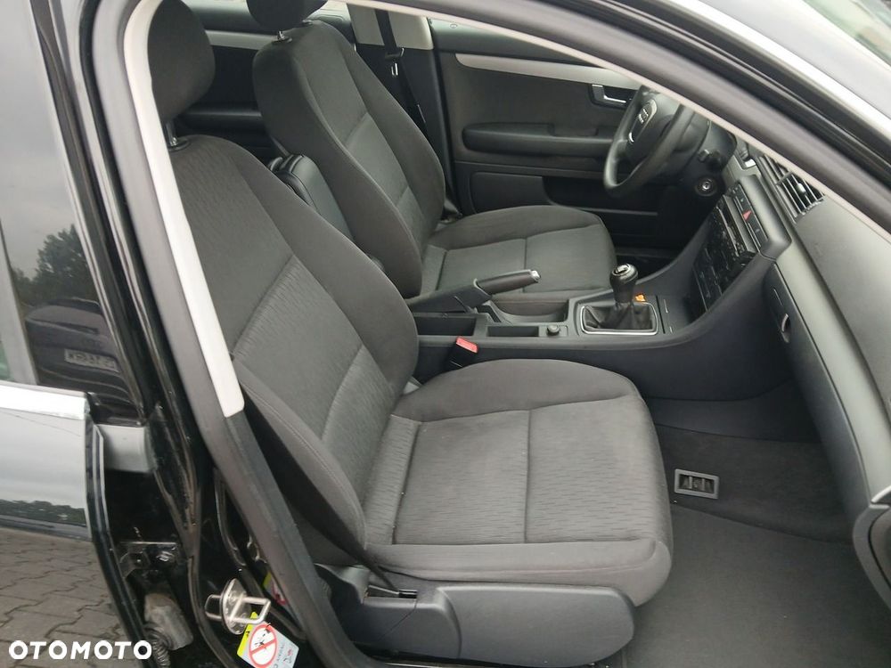 Audi A4 Avant 1.6 - 12