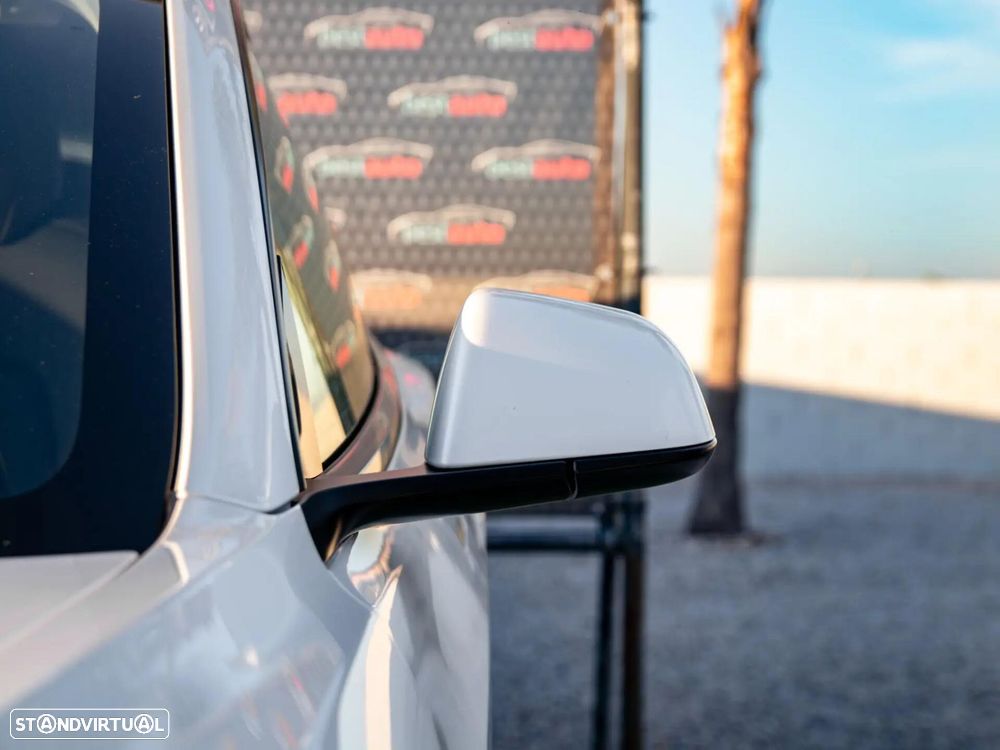 Tesla Model 3 Performance Dual Motor AWD - 18