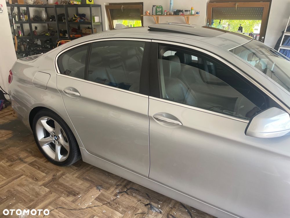 BMW Seria 5 520d Luxury Line - 7