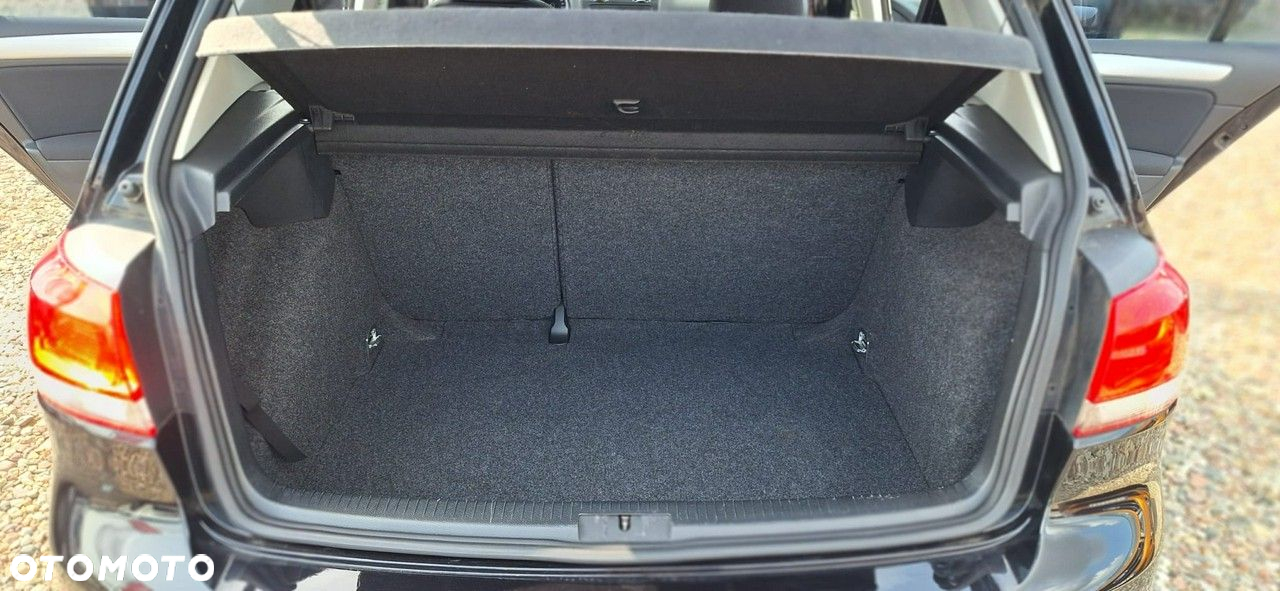 Volkswagen Golf - 18