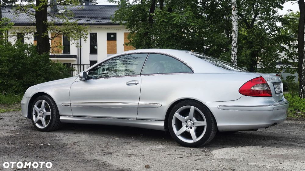 Mercedes-Benz CLK - 7