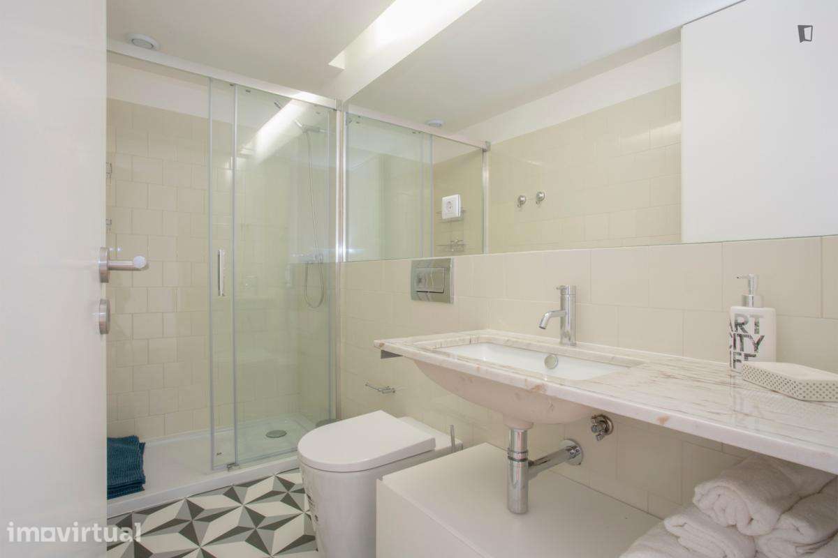Apartamento com 1 quartos - localizado em Cedofeita Porto - Grande imagem: 5/24
