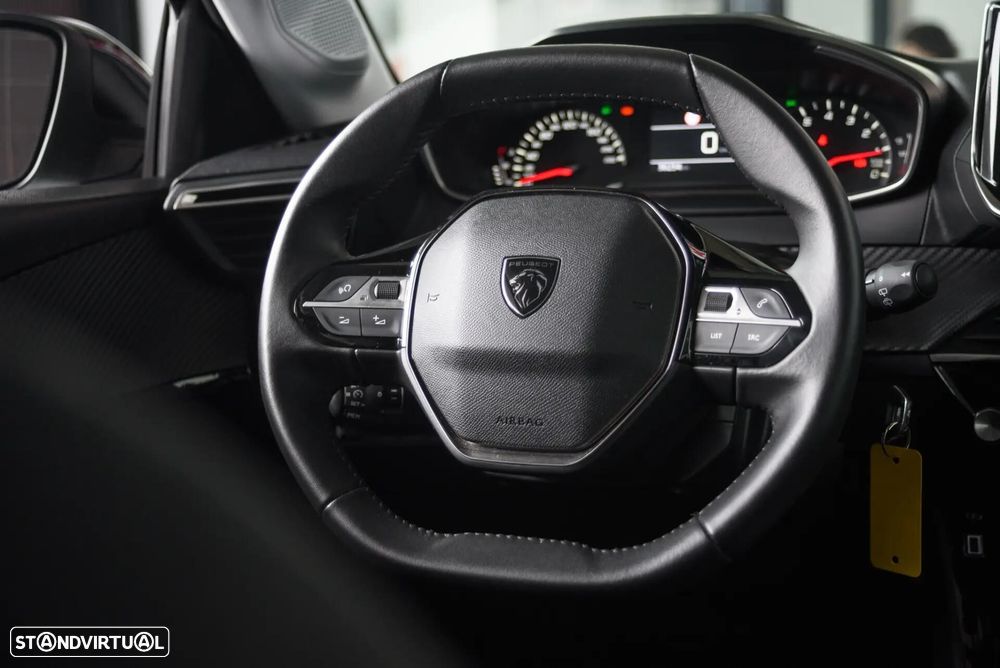 Peugeot 208 1.2 PureTech Active - 48