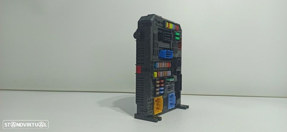 CAIXA DE RELÉS/ FUSÍVEIS CITROEN C3 SHINE - 2