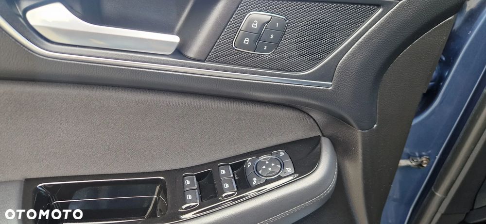 Ford S-Max 2.0 EcoBlue Titanium - 28